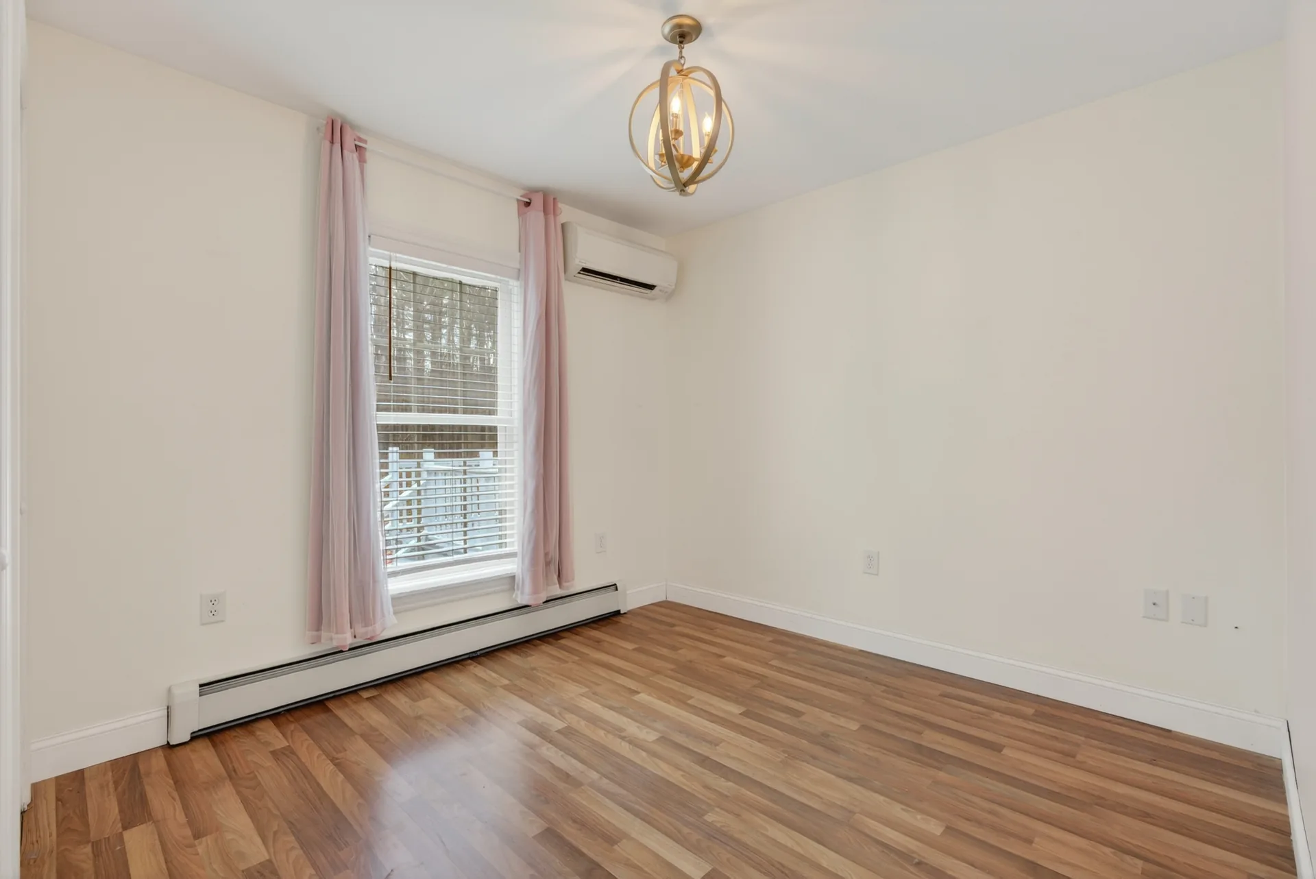 Bedroom with chandelier